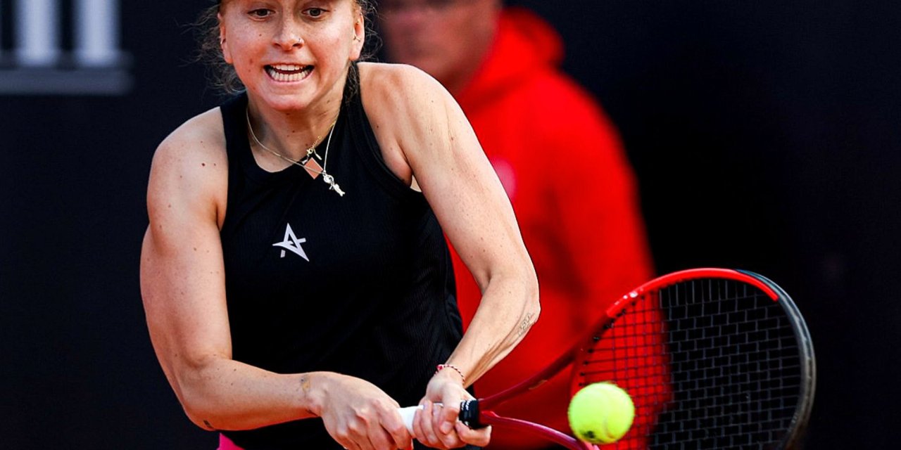 Berfu Cengiz İsveç’te senenin üçüncü şampiyonluğunu elde etti