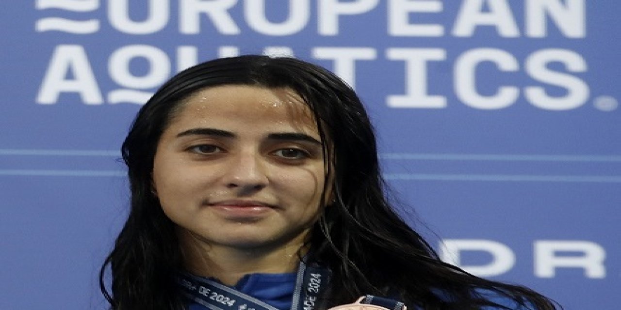 Milli yüzücü Deniz Ertan, Avrupa Şampiyonası’nda finale yükseldi