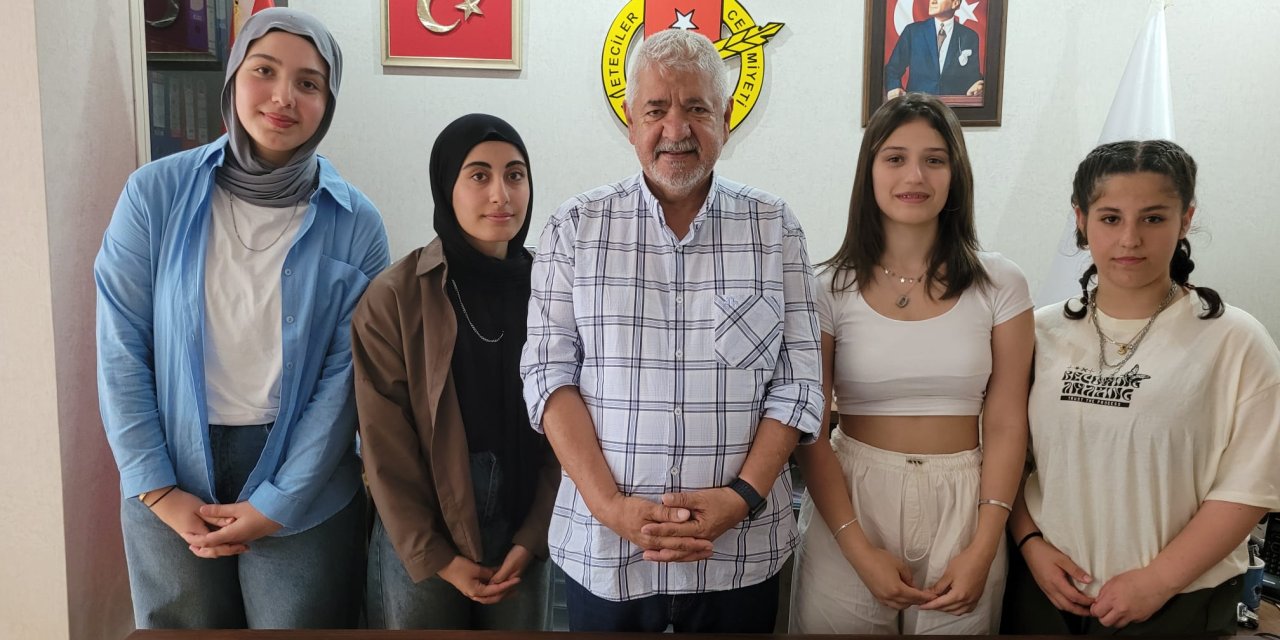 İzmitli Kız Öğrencilerden Büyük Başarı: İspanya’da Güvenlik Yazılımı Geliştirecekler