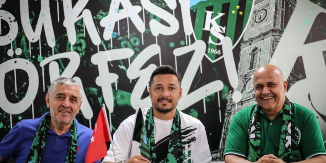 Kocaelispor, Ahmet Oğuz'u transfer etti