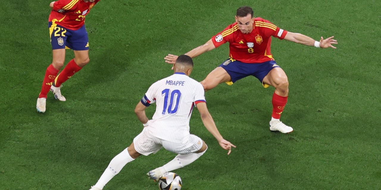 EURO 2024'te ilk finalist İspanya