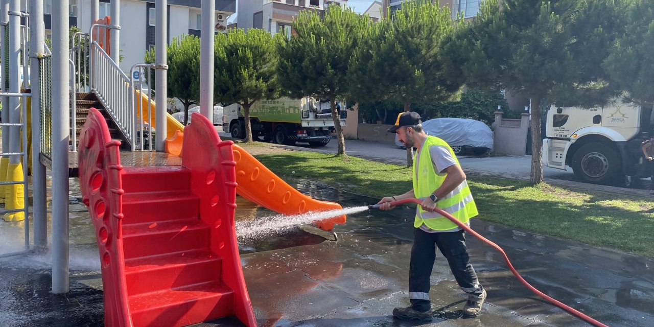 Darıca’da parklara hijyenik dokunuş!