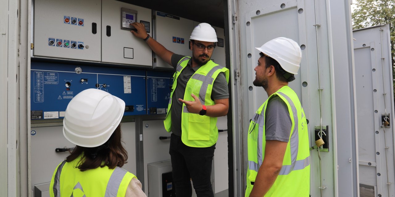 Bu program ile öğrenciler mezun olmadan iş deneyimi kazanıyor