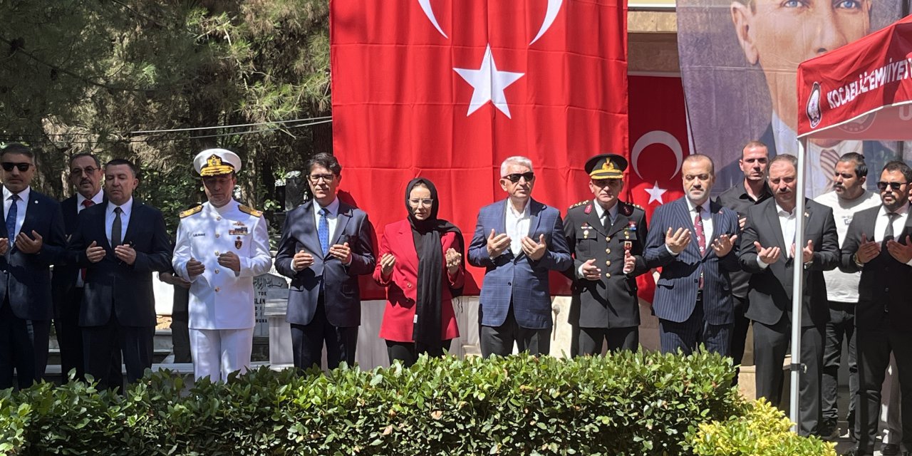 15 Temmuz şehitleri dualarla anıldı