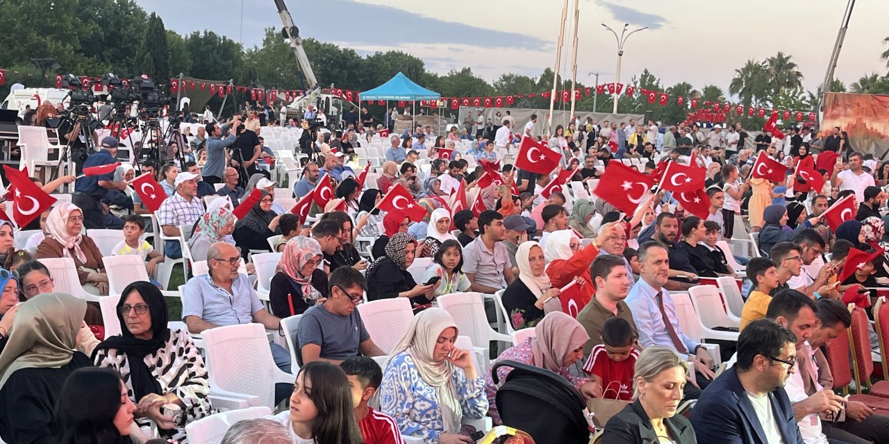 15 Temmuz'un 8. yıl dönümünde Sekapark Uçurtma Tepesi doldu taştı!