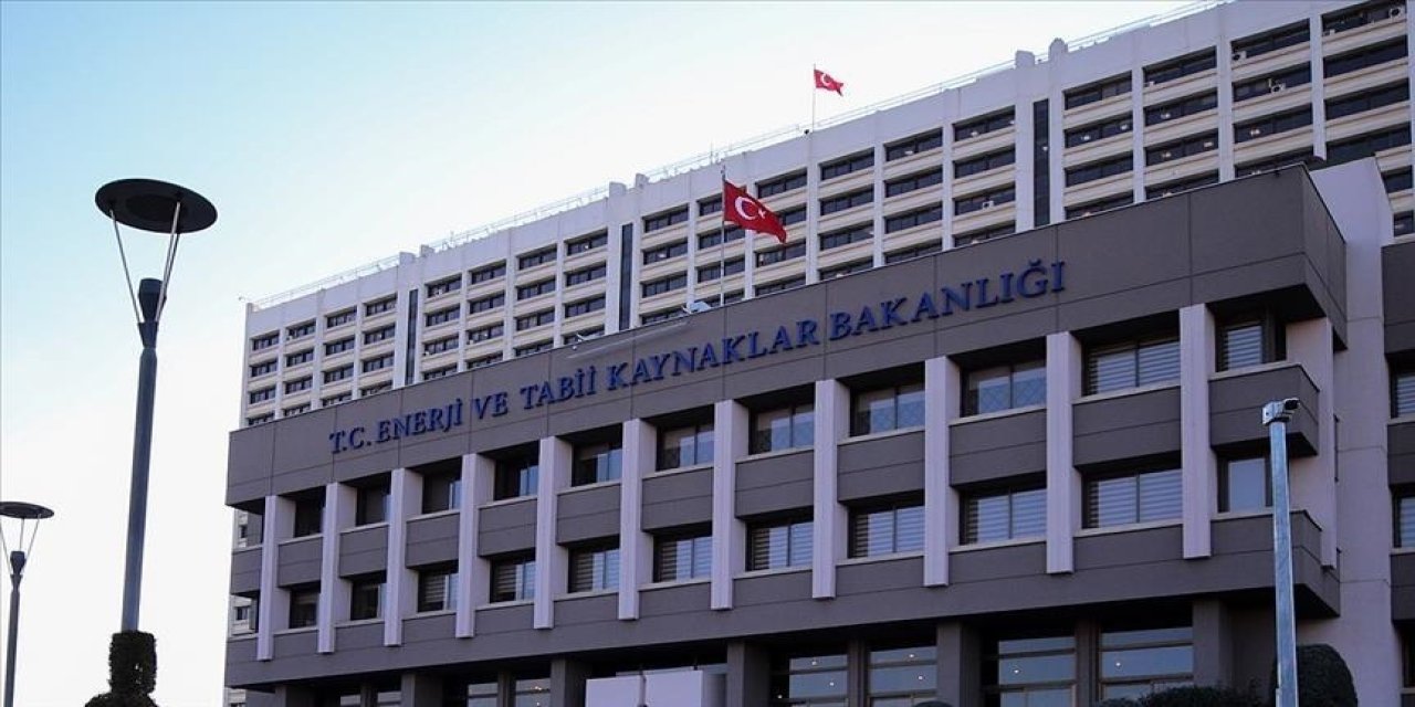 Enerji Bakanlığının aylık araç kirası masrafı 13 milyon lira