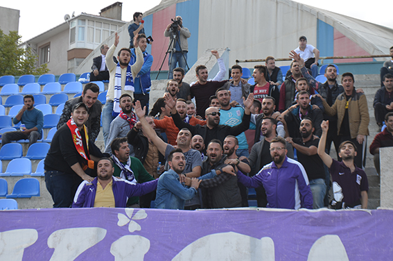 BAŞKAN İÇİN OYNAYIN