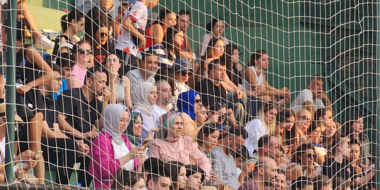 Plaj voleyboluna rekor katılım