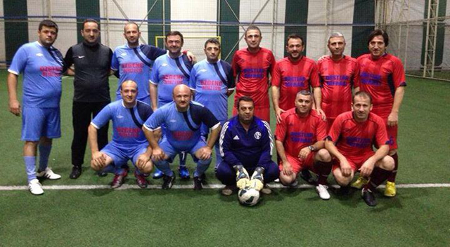 KIRMIZILAR RÖVANŞI ALDI: 5 -4