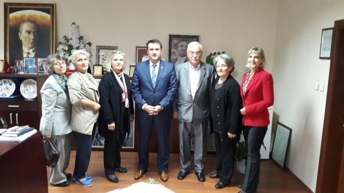 ”Huzurevine yeni çözüm arıyoruz”