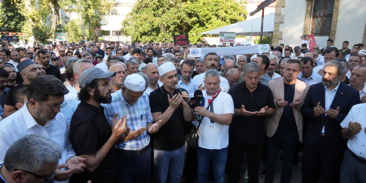 Kocaeli'de yüzlerce kişi Heniyye için toplandı