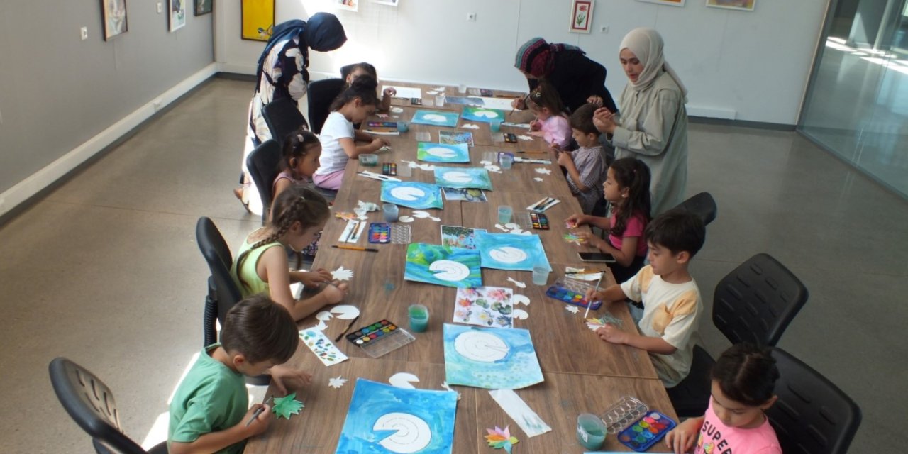 Resim ve Seramik Atölyeleri Devam Ediyor