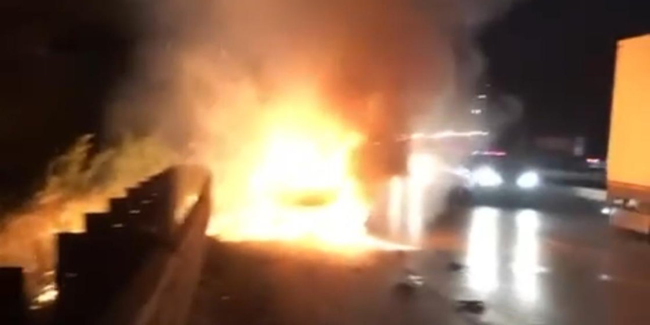 Arıza yapan araç bomba gibi patladı