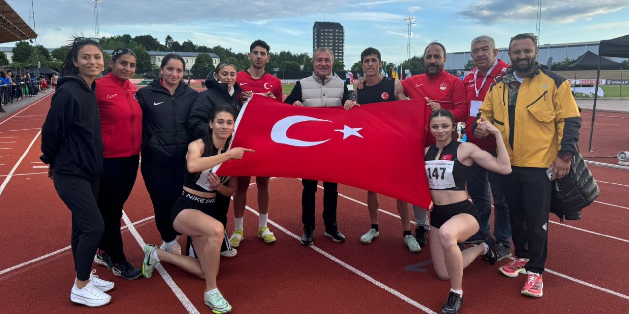 Milli para atlet Aysel Önder, Paris'te dünya rekoru kırdı