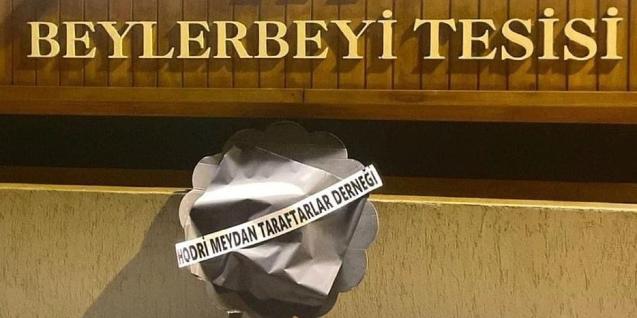 Hodri Meydan'dan TFF'ye siyah çelenk