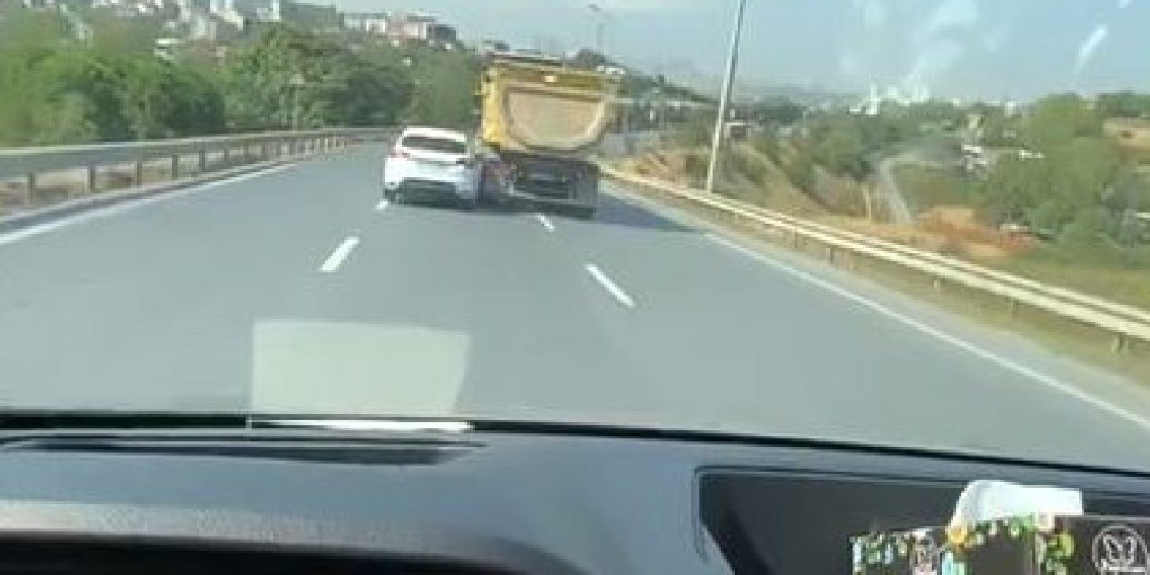 Kaza yaptı durmadan yoluna devam etti