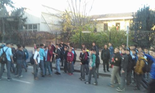 Okul önleri tehlike saçıyor!