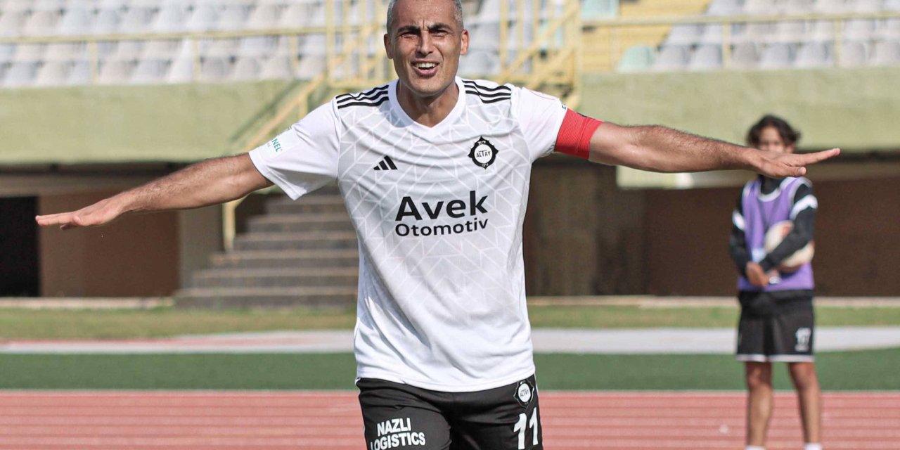 43 yaşındaki Murat Uluç, rekorlara doymuyor