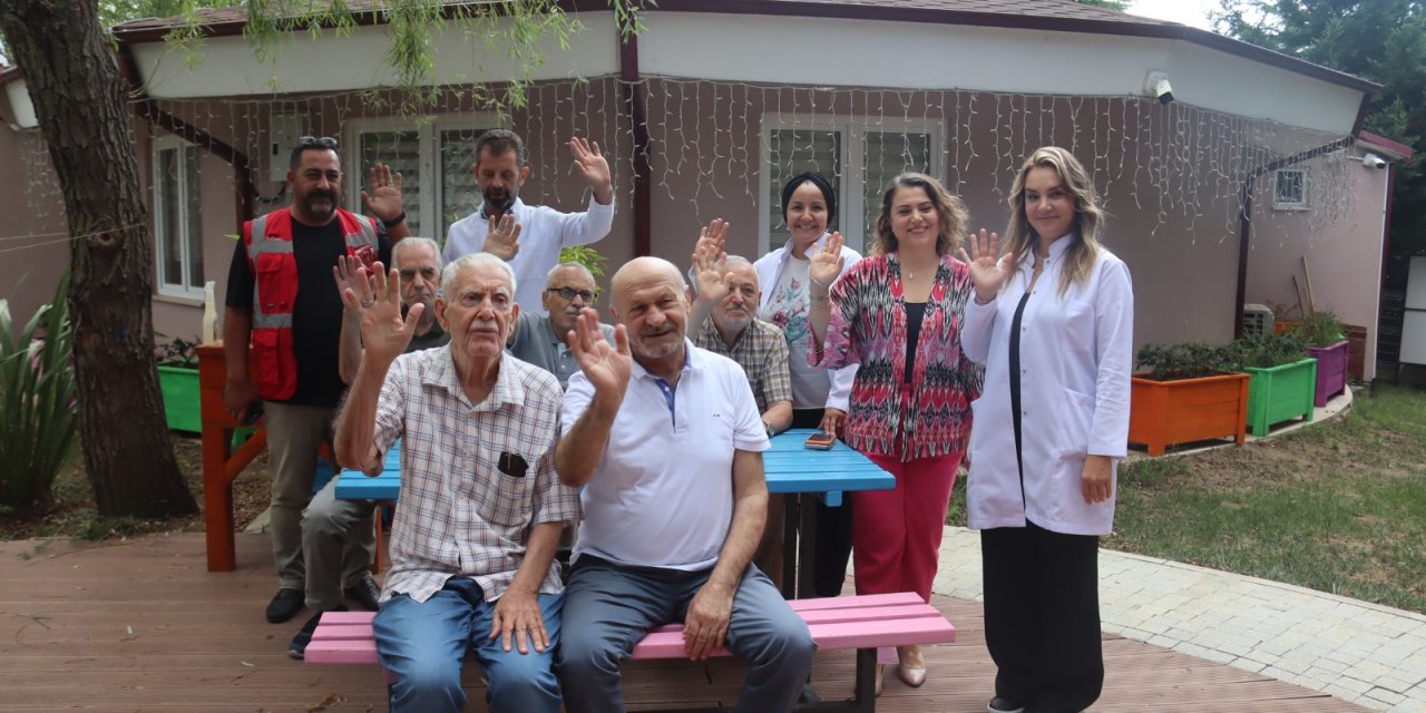 Alzheimer Yaşam Evi umut olmaya devam ediyor