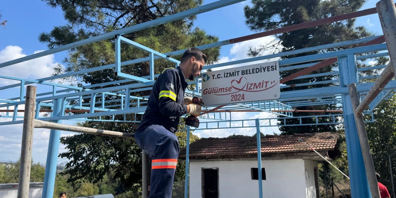 İzmit Belediyesi’nden   köy mezarlığına sundurma