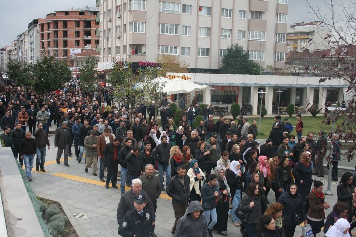 Tepkiler sokağa yansıdı!