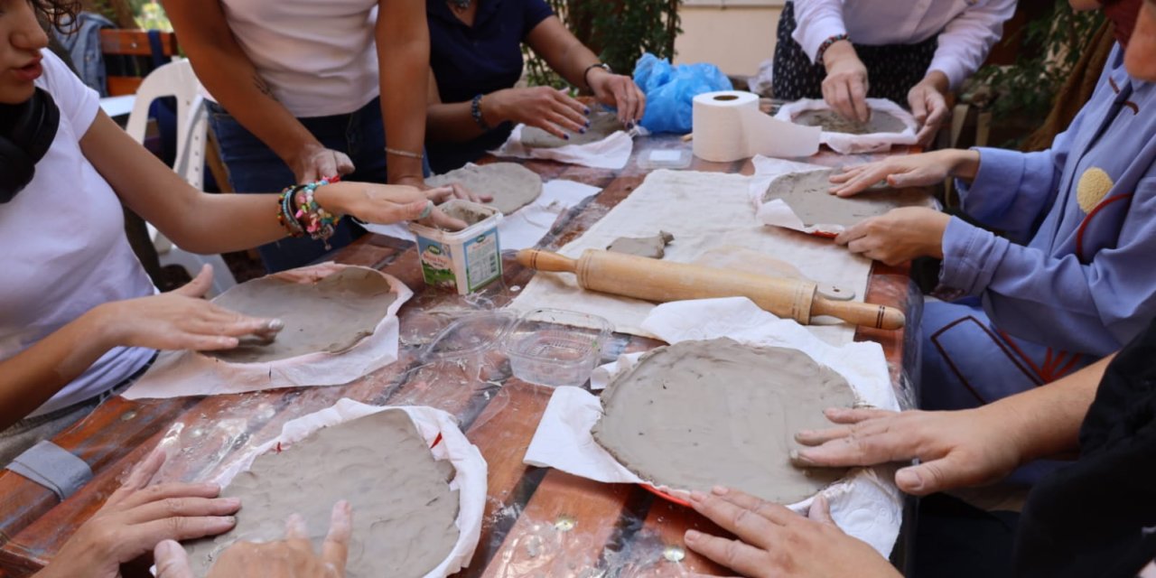 KAPANCA SOKAK FESTİVALİ    Yetenekli kadınların buluşma noktası