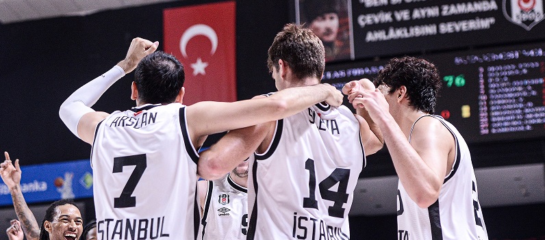 Beşiktaş - Hapoel Tel Aviv maçı yeniden İstanbul'a alındı