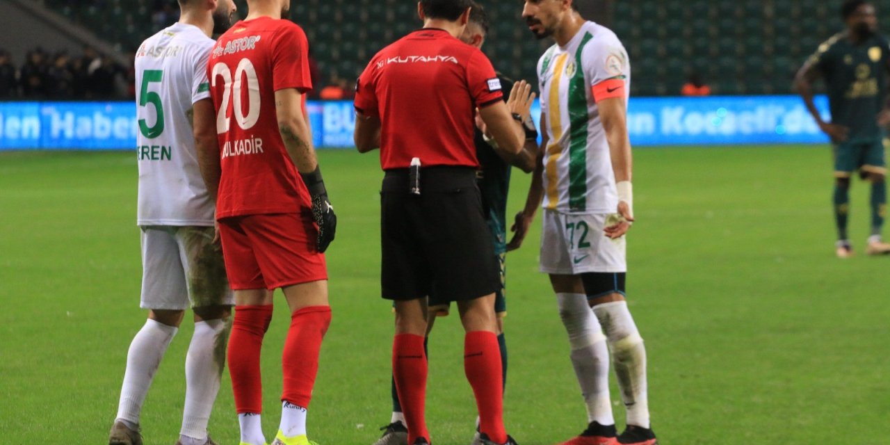 Devre arasında maça çıkmama krizi yaşandı