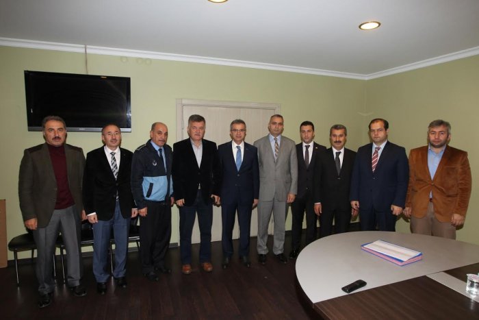 Belediyede imzalar atıldı