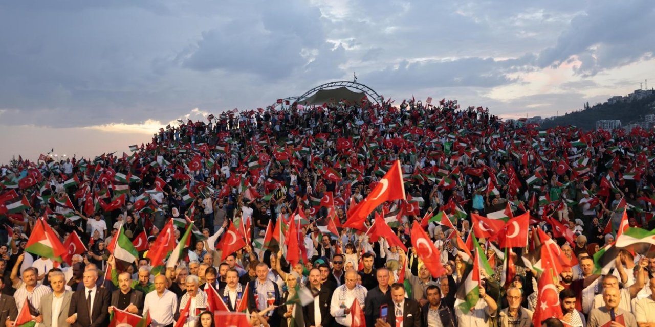 Büyükakın: Gazze’de tüm değerler yok edildi