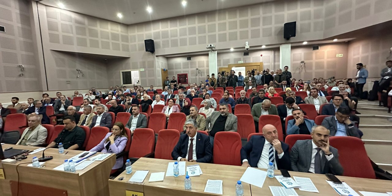 CHP’NİN CEMEVLERİNE YASAL STATÜ ÖNERGESİ    AKP ve MHP'nin oylarıyla reddedildi