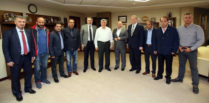 Amatör sporda aktarma ücretleri kalkmalıdır