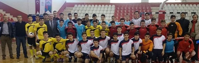 Gölcük’te Futsal Turnuvası başladı