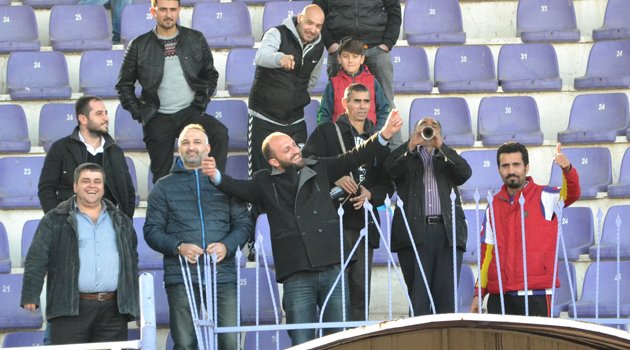 Hep böyle ol Menekşem