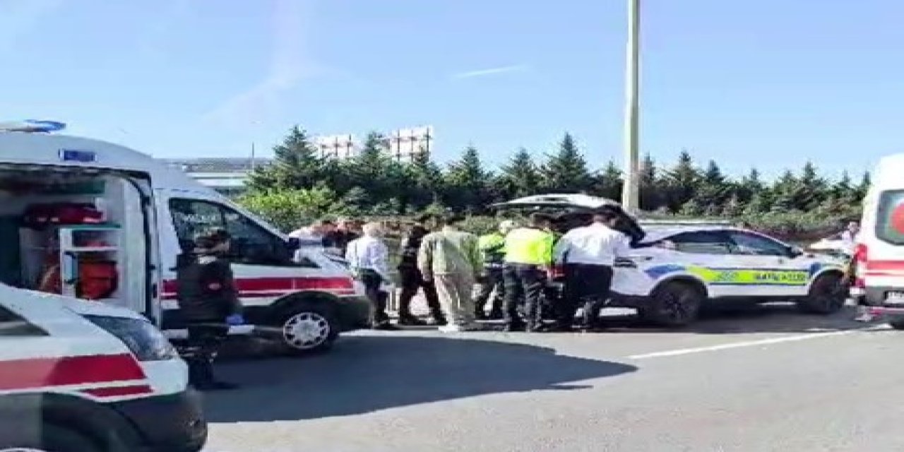 TEM Otoyolu'nda 7 araç zincirleme kazaya karıştı: 4 yaralı