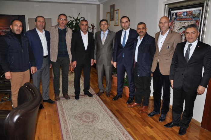 Dilovası Belediyespor yönetiminden Kaymakama ziyaret