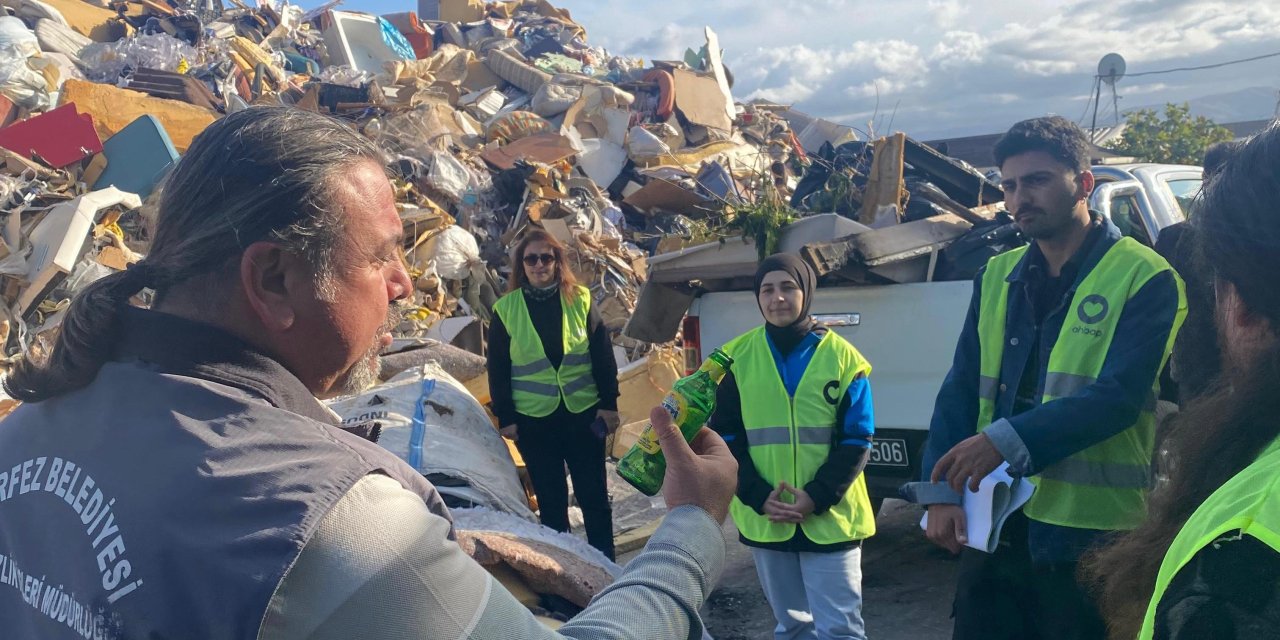 Bir günde 120 kilogram atık toplandı