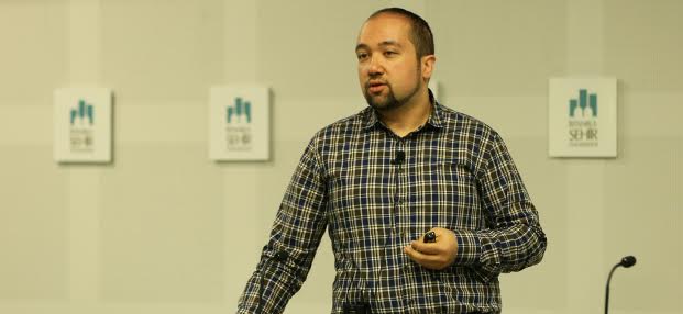 Doç. Dr. Eryarsoy’dan kariyer yönetimi söyleşisi