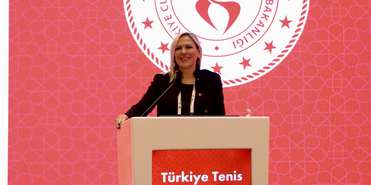 Türkiye Tenis Federasyonu'nun  yeni başkanı Şafak Müderrisgil