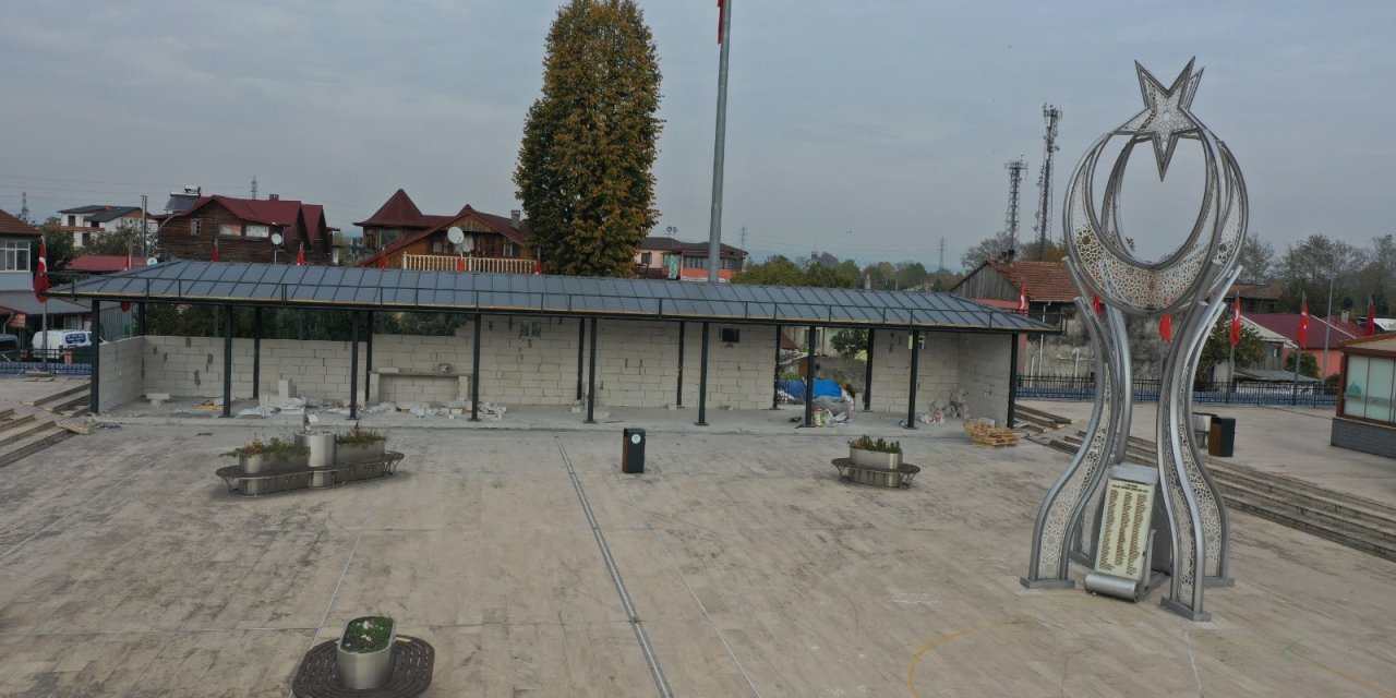 Zanaat Çarşısı'nda çalışmalar hızla sürüyor