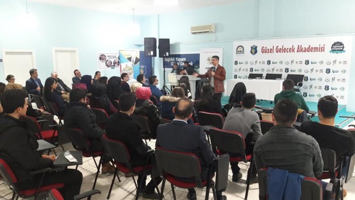 Belediyeden gençlere stres yönetimi semineri