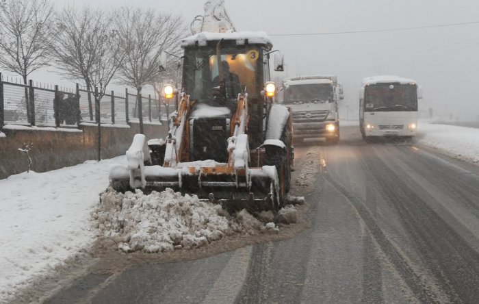 Karla mücadele devam ediyor