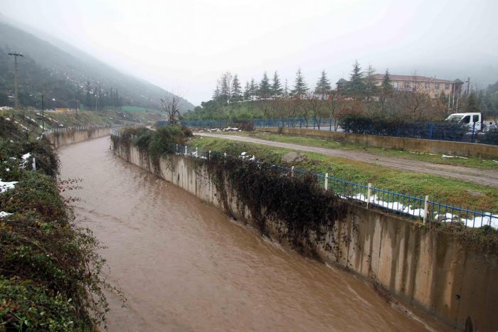Islah edilen dereler eriyen kar ile birlikte doldu
