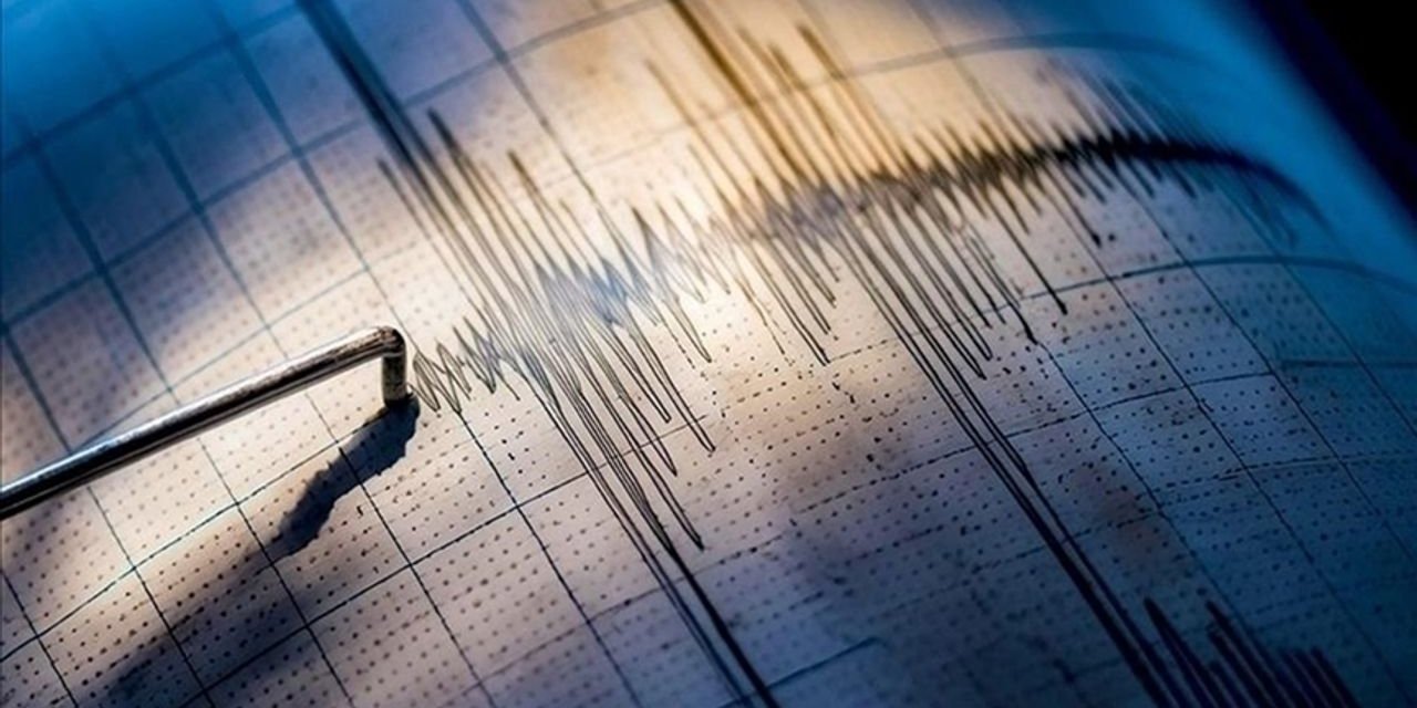 Bitlis'te korkutan deprem