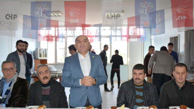 CHP’liler gazetecileri unutmadı