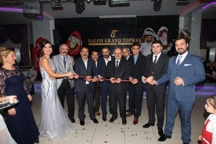 Özdilek Kırbaş oğlunu nişanladı