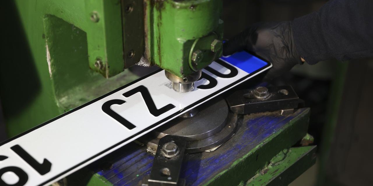 Plaka tescil işlemleri e-Devlet üzerinden yapılabilecek