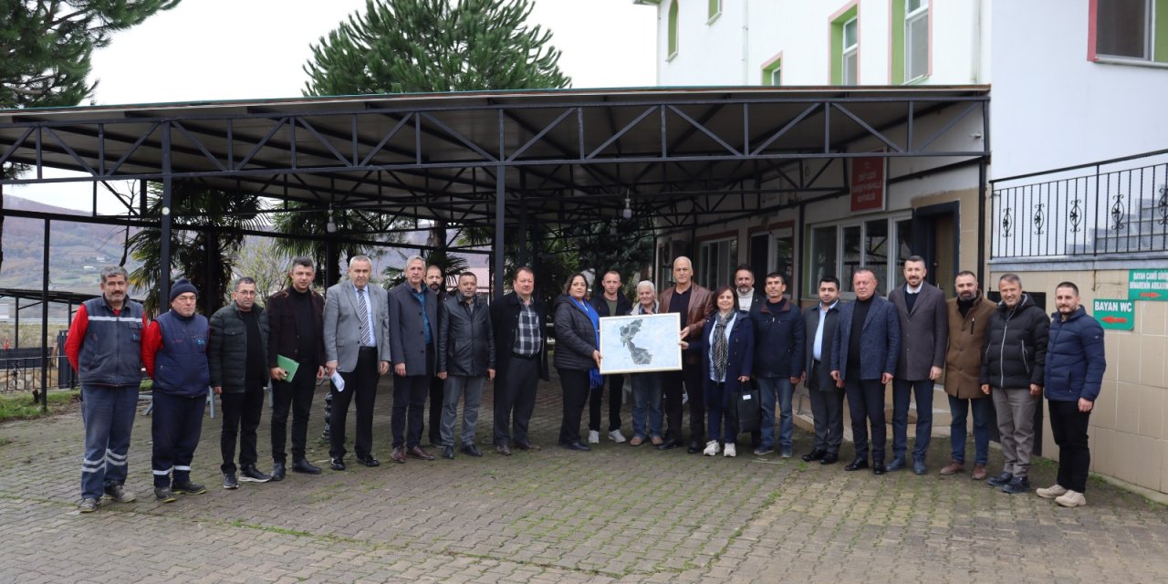 Mahalledeki ihtiyaçları yerinde tespit ediliyor