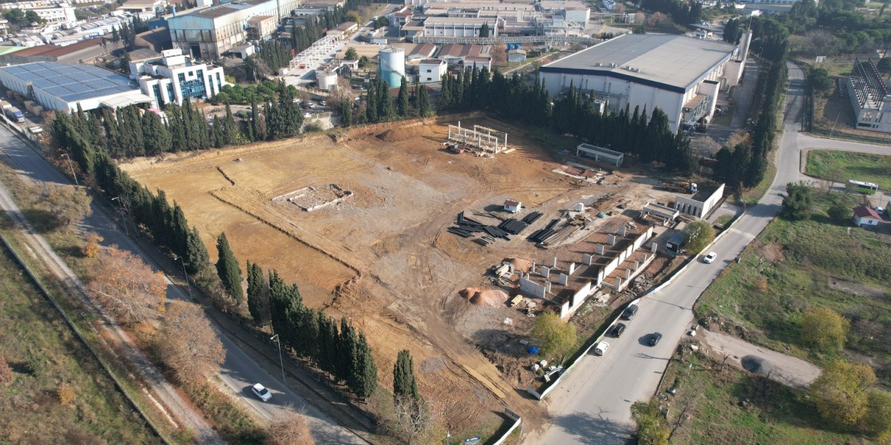 Çayırova otobüs garajı hızla ilerliyor