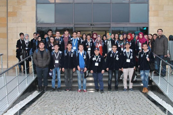 41 Genç ilk adımı kendini tanımakla attı!